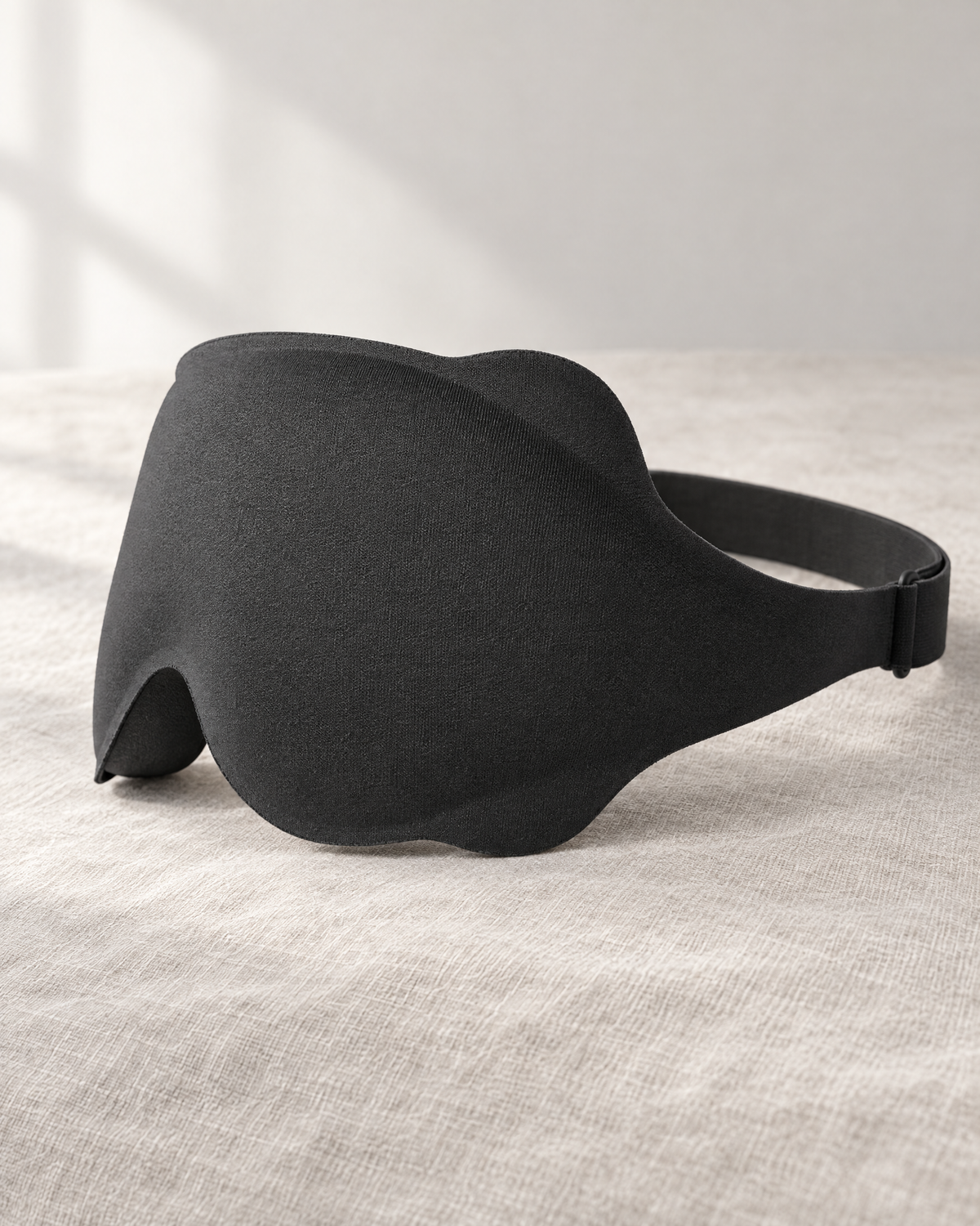 Low-Profile 3D Sleep Mask in Black